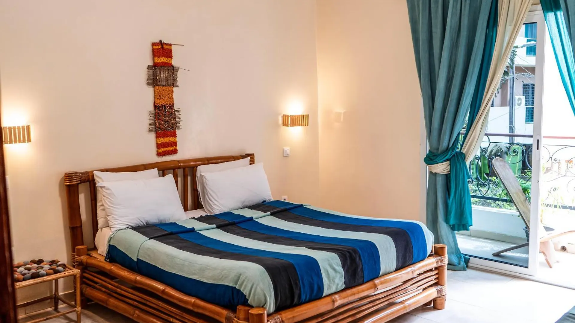 Chambre D'Hote Solidaire Dakar Bed & Breakfast