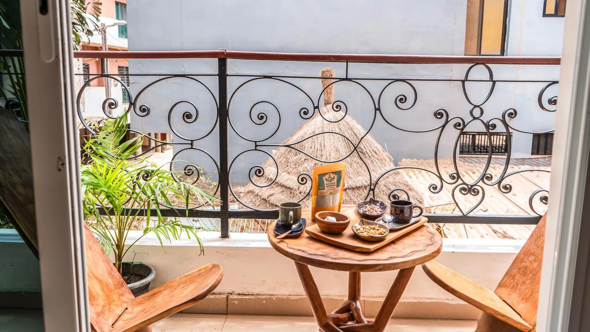 Bed & Breakfast Chambre D'Hote Solidaire Dakar Senegal